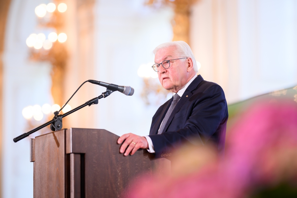 Federal president Steinmeier is holding a speech at the conference "20 Years of Czechia in the EU: A Vision for an Enlarged Europe"