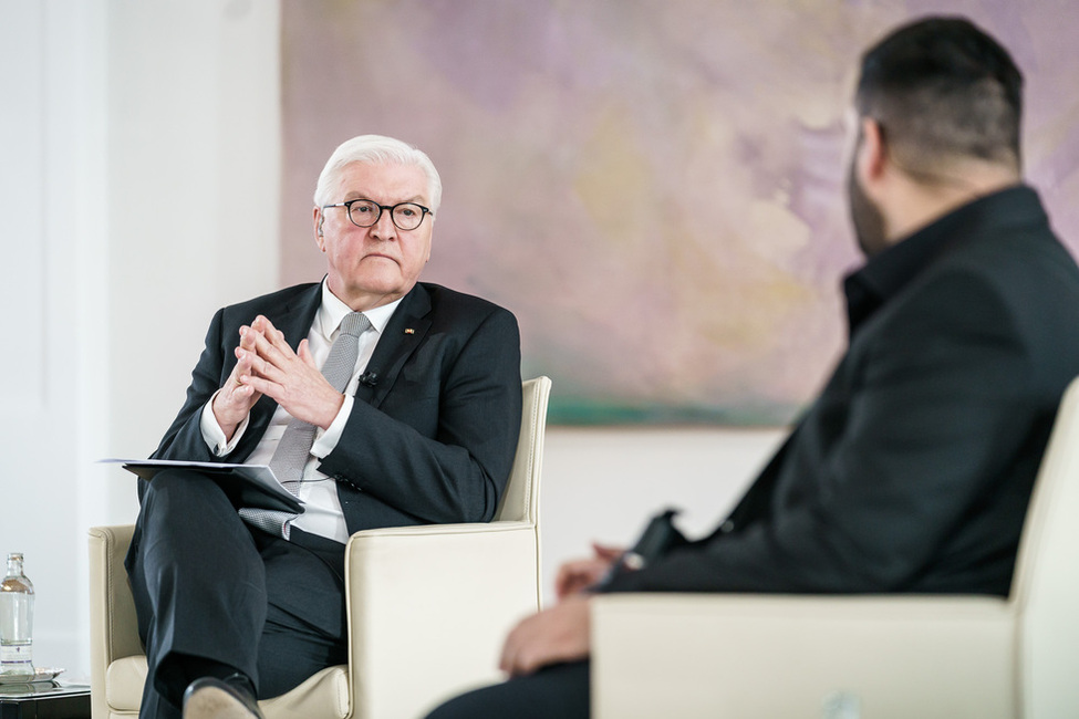 Federal President Frank-Walter Steinmeier in conversation with citizens (archive)
