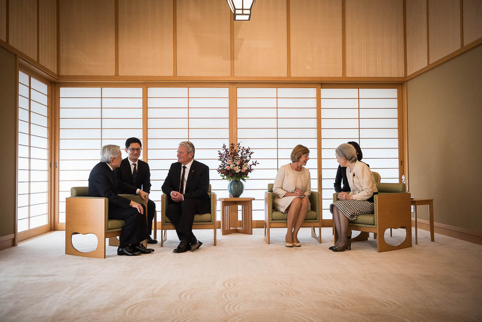 Federal President Joachim Gauck and Daniela Schadt meet Emperor Akihito and Empress Michiko on the occasion of the official visit to Japan 