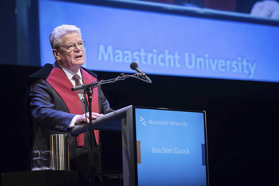 Federal President Joachim Gauck at the 'Dies Natalis' ceremony receiving an honorary doctorate by Maastricht University on the occasion of his visit to the Netherlands